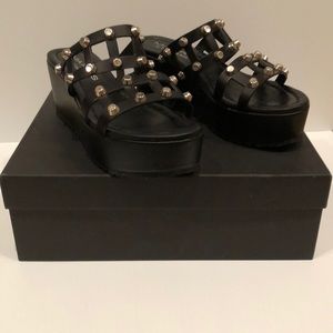Makris Platform Studded Slides